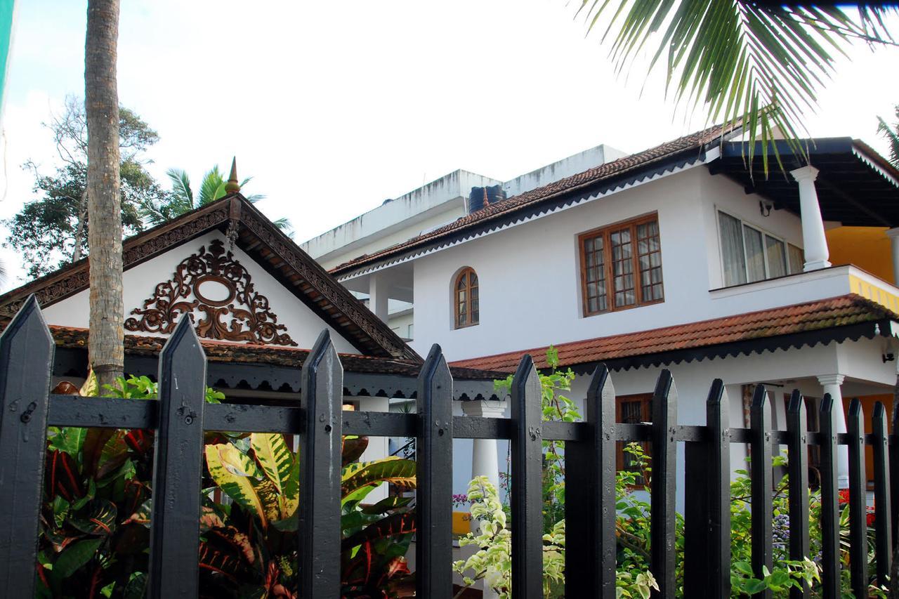 Kovalam Beach Cottage Kültér fotó